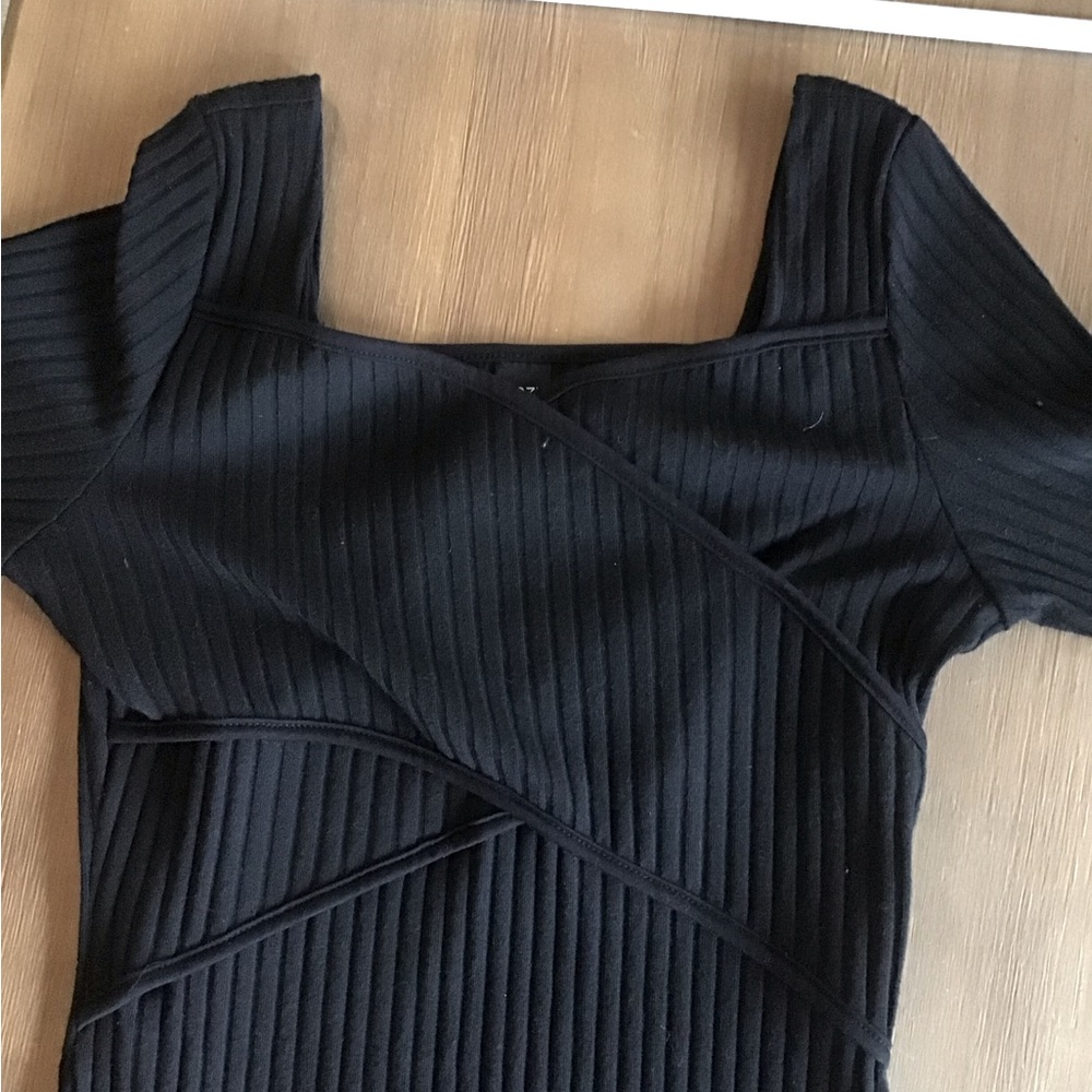 DAZY black slim fit midi dress.